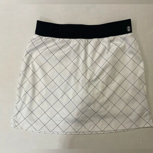 Izod Golf White Black striped Skort Size Small